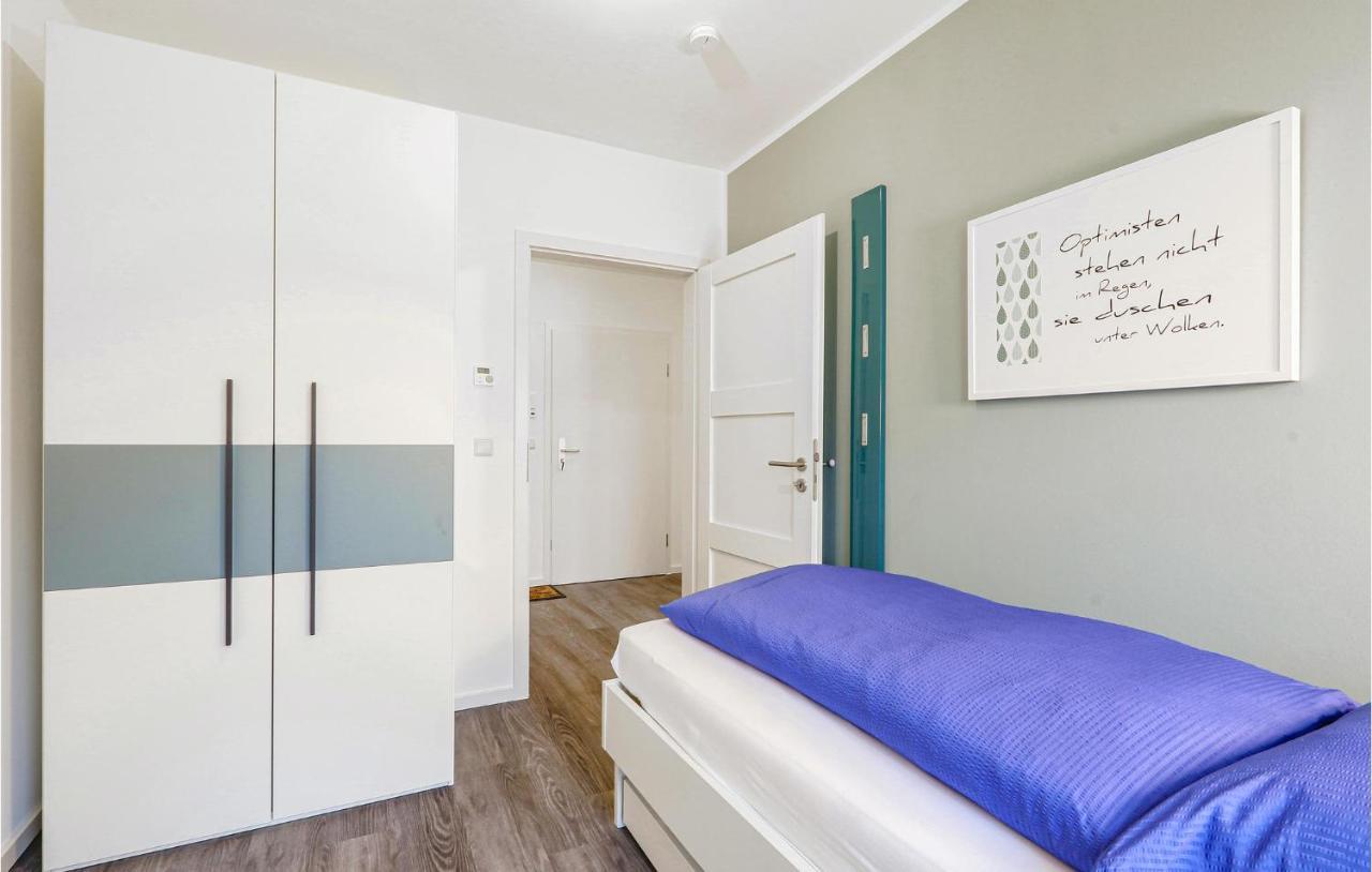 Lovely Apartment In Rechlin With Kitchen Rum bild