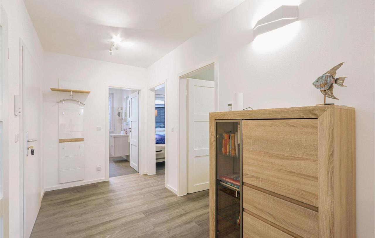 Lovely Apartment In Rechlin With Kitchen Rum bild