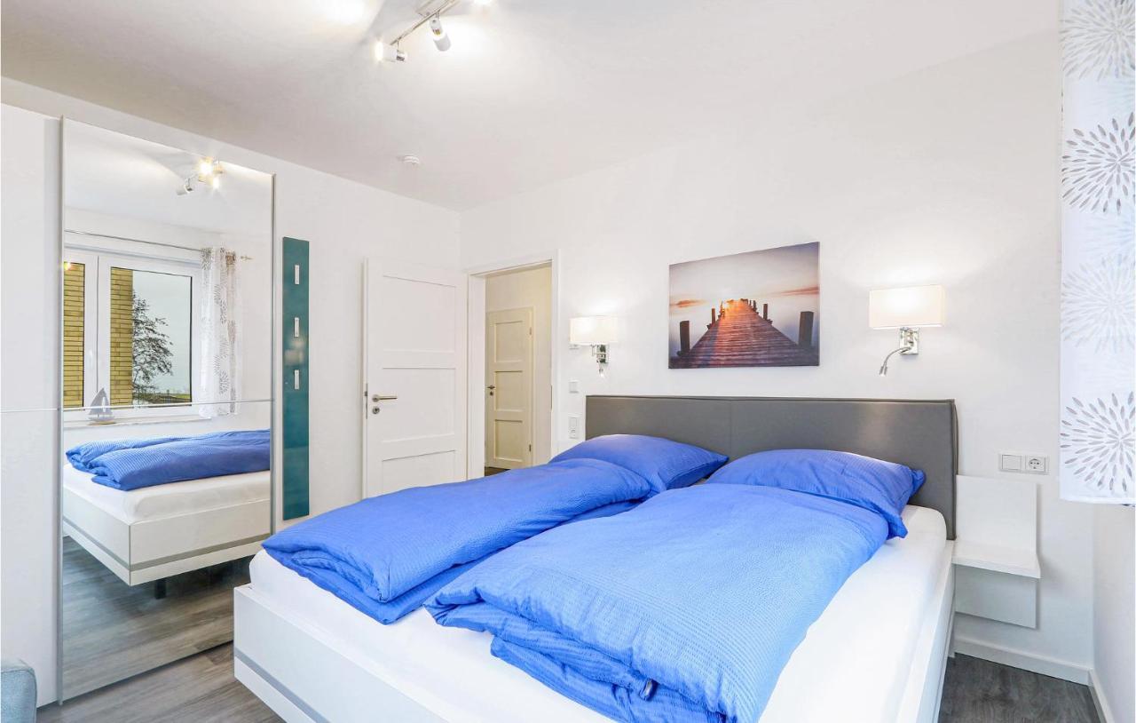 Lovely Apartment In Rechlin With Kitchen Rum bild